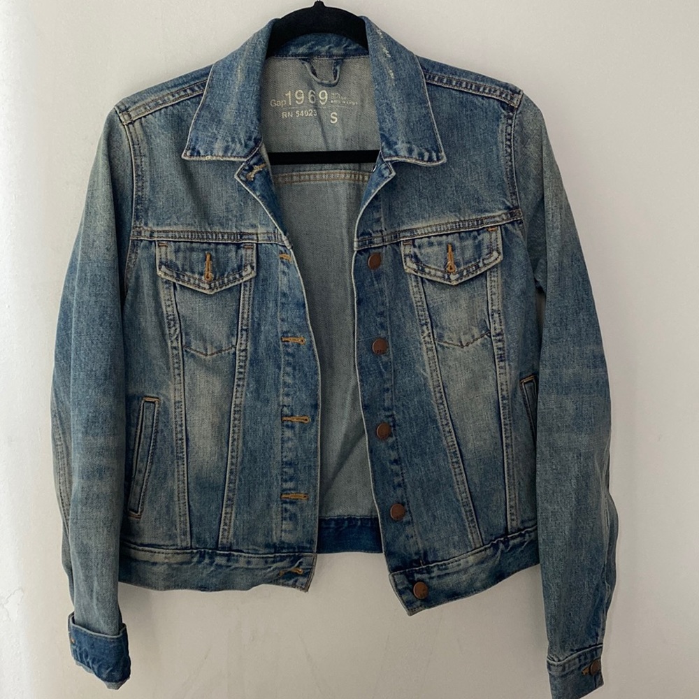 Gap distressed denim jacket
